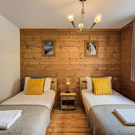 Vallet 1, Alpes Travel, Old Town, Sleeps 6