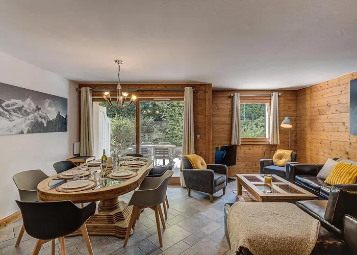 Vallet 1, Alpes Travel, Old Town, Sleeps 6 * Chamonix Mont Blanc